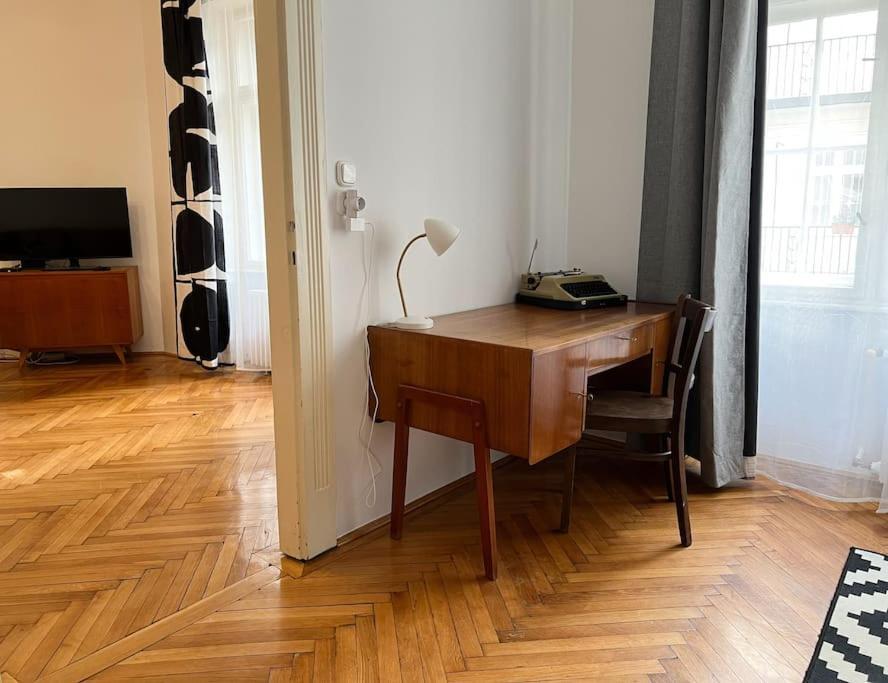 Authentic Buda Home Budapeste Exterior foto